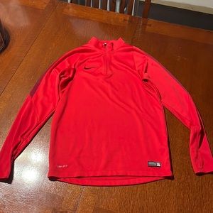 Nike light weight pull over